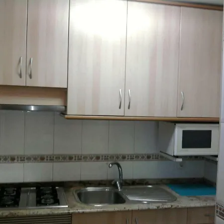 Acogedor Apartamento A 50 Mts De La Playa 아파트